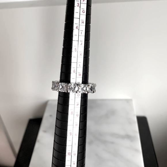 Stacking Sterling Silver Round Solitaire Eternity Wedding Band Ring Size 7 - Picture 6 of 7